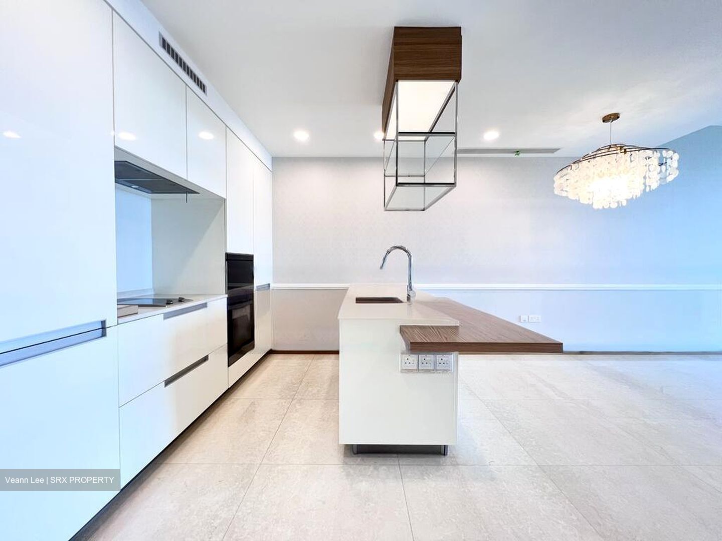 Straits View (D1), Condominium #452945401